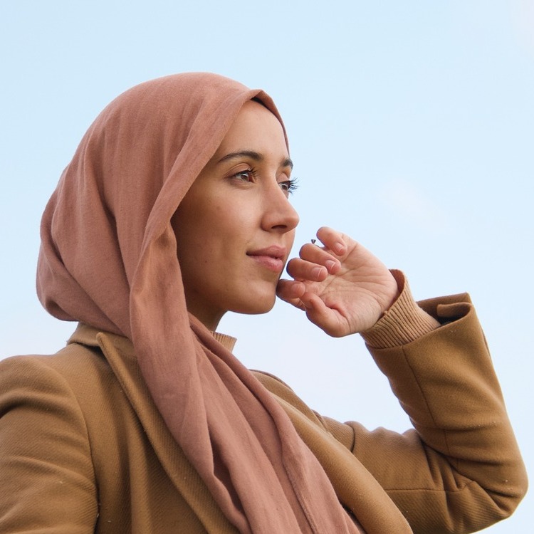 Sina Port — mentor and personal brand strategist